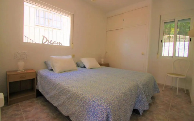 Bungalow en Urb. Júpiter Park en Coveta Fumá (El Campello) C107