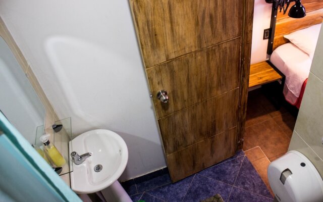 Maloka Boutique Hostel - Adults Only