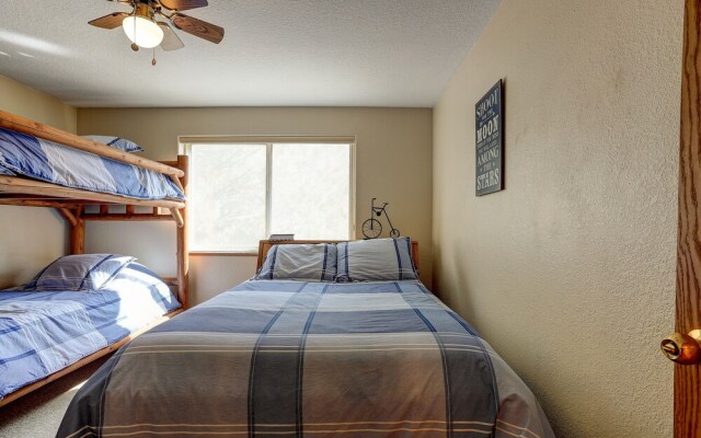 Larkspur Trail 3 Bedroom Home by RedAwning