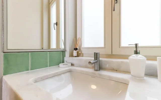 Downtown Santa Justa by Homing