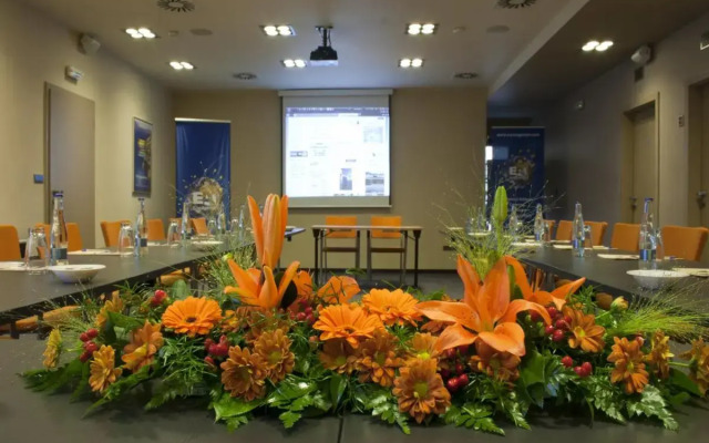 EA Hotel Crystal Palace