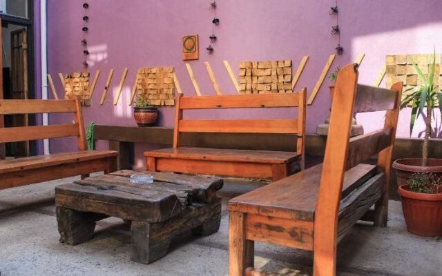 Chile Lindo Hostel