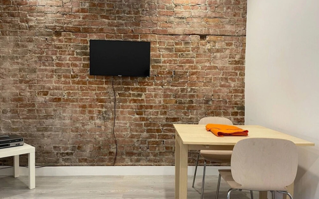 Spacious Apartment - M M C Tourista