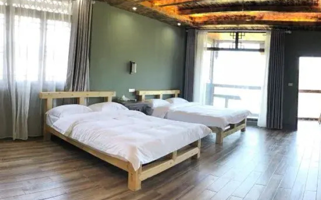 Longji Terraced Field Yunduan Scenic Homestay (Ancient Zhuang Village)