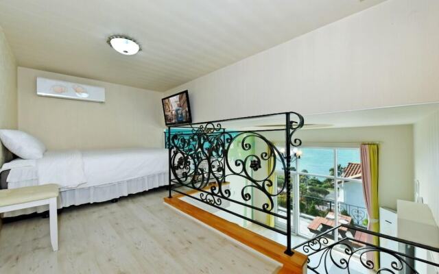 Namhae Bluemare Pension