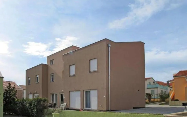 Apartments Orange AE1044