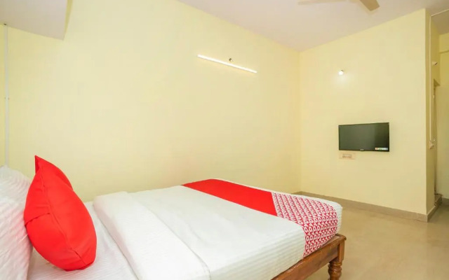 Shree Comforts By OYO Rooms