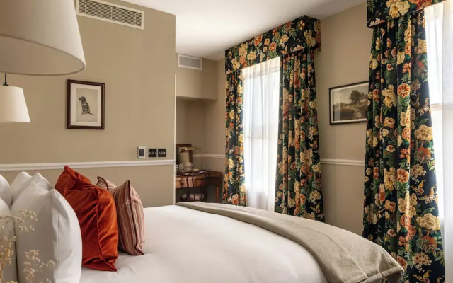 The Drayton Court Hotel