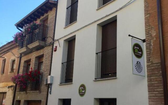 Apartamentos Jurramendi - Los Arcos