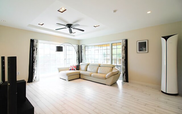 Tongyeong The House's Story Pension