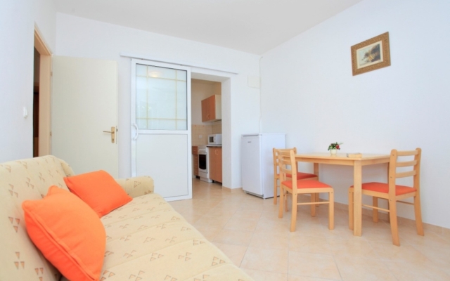 Apartment Jakica - family apartment with garden terrace A1 Mate Korcula, Island Korcula