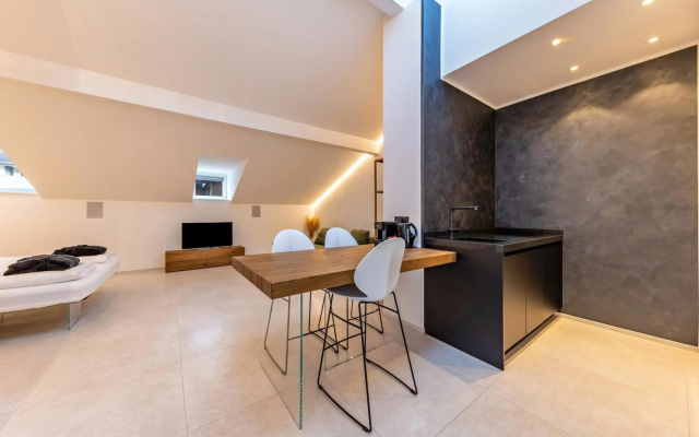App 7 Palazzo Cavour