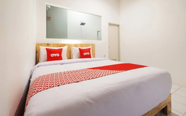 Griya Aneka by OYO Rooms