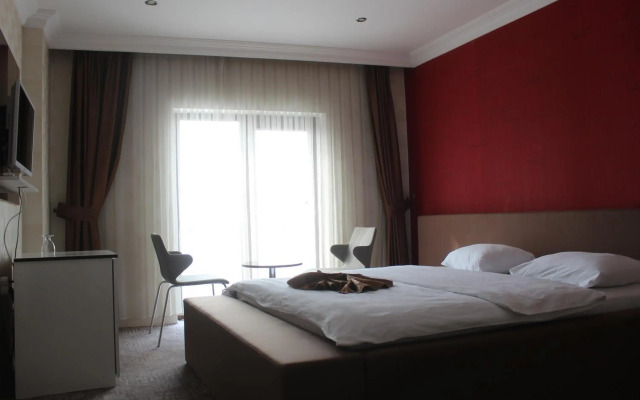 Dosco Hotel