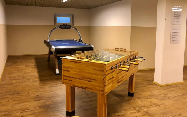 Fourteen 4 0 Zell am See S P