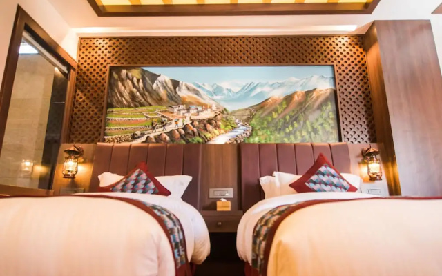 Everest Boutique Hotel