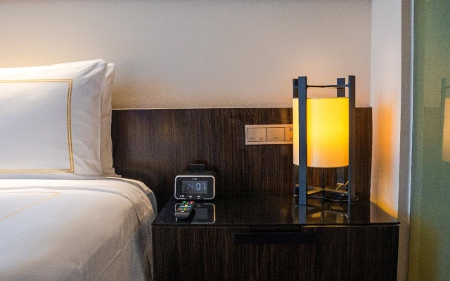 Aloft Singapore Novena - West Wing – Guest Rooms – Singapore