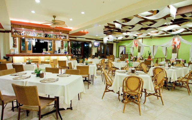 Boracay Tropics Resort Hotel