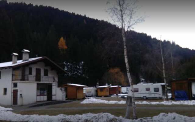 Camping Hotel La Pineta