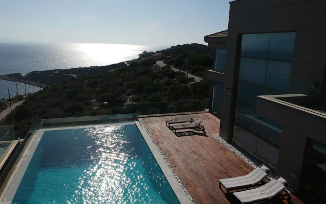 Seaview Peninsula Villa