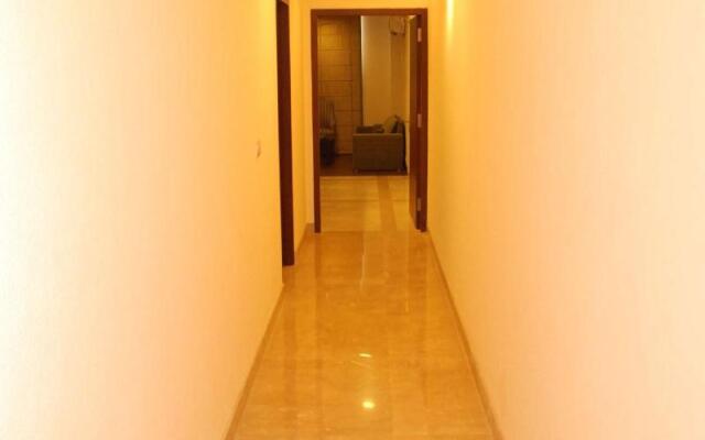 Apartment 52