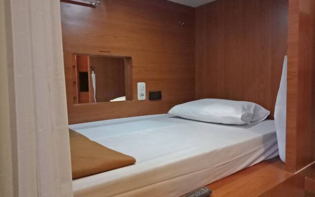 Bogor Cabin Inn - Hostel