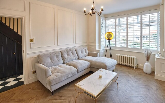 Host Stay Serene House