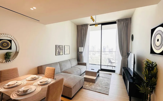 OYO HOME 1455 Premium 1 Bed Apartment