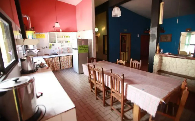 El balcón internacional hostel