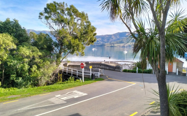 Akaroa Village Inn