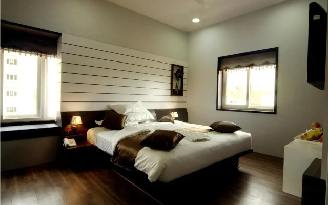 Serenity Inn La Serene