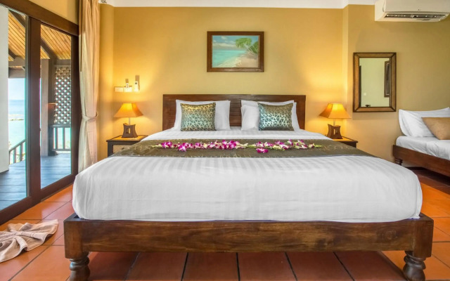 Beyond The Blue Horizon Villa Resort