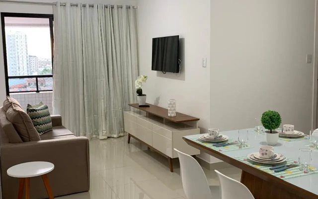 Apto 3/4 bem localizado