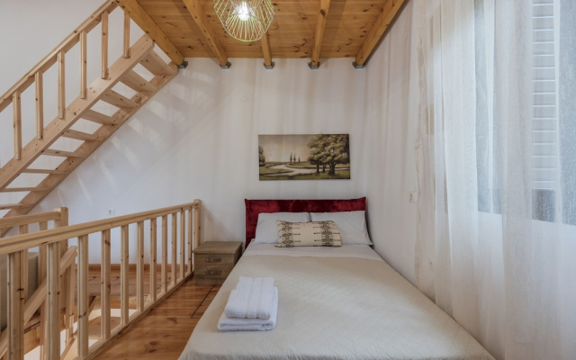 Kalimera Loft I Village Experience