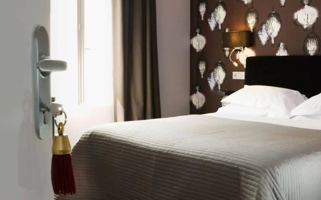 Qualys-Hotel Le Pavillon d Enghien