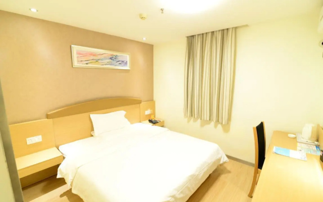 7Days Inn Hotel (Chengdu Third People's Hospital Wenshu Monastery Subway Station)