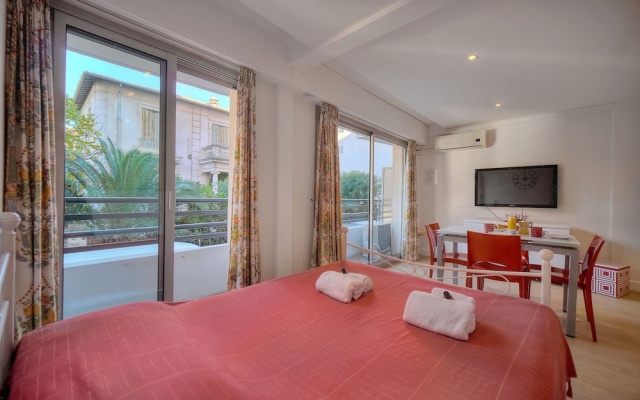 Ref 449637 in Cannes