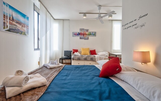 Porta Nuova & Valentino Apartment