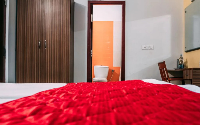 OYO 5229 Hotel Ayushman