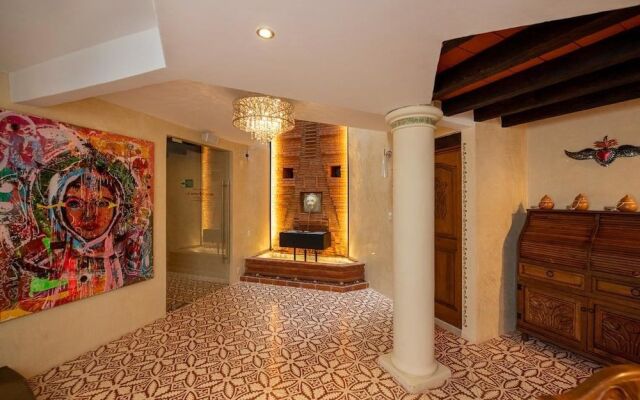 Hotel Boutique La Casona Colorada