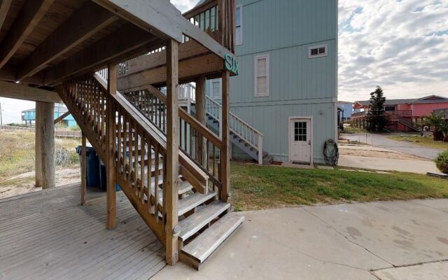 Moon Doggies 4 Bedroom Home