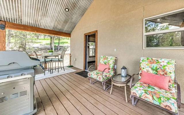 Walkable Location & Scenic Views: Ruidoso Cabin!