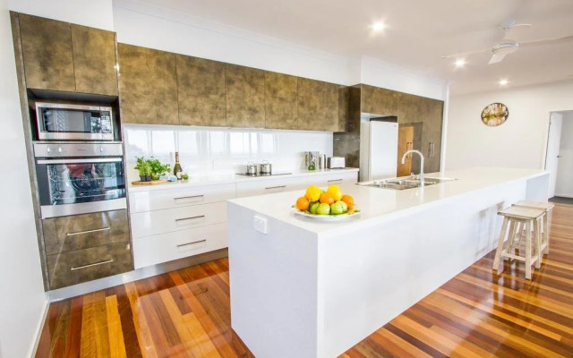 Sunrise at 1770 Holidays