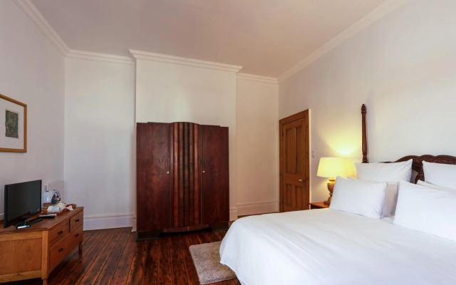 Esperanza Guest House