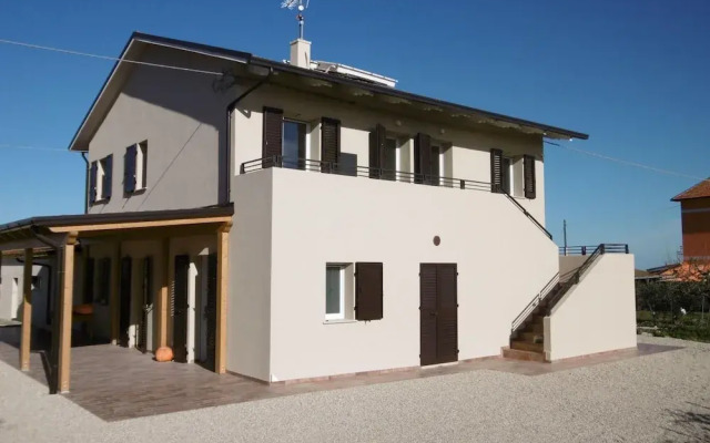 Bright Apartment in a Farmhouse With Swimming Pool