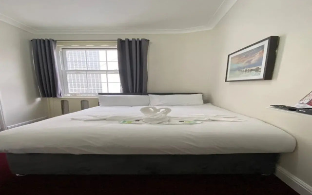 OYO Oban Victoria Hotel
