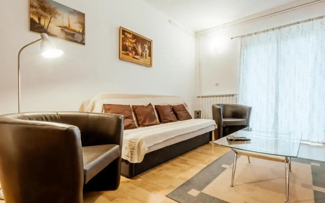 Apartment Oliva with swimming pool