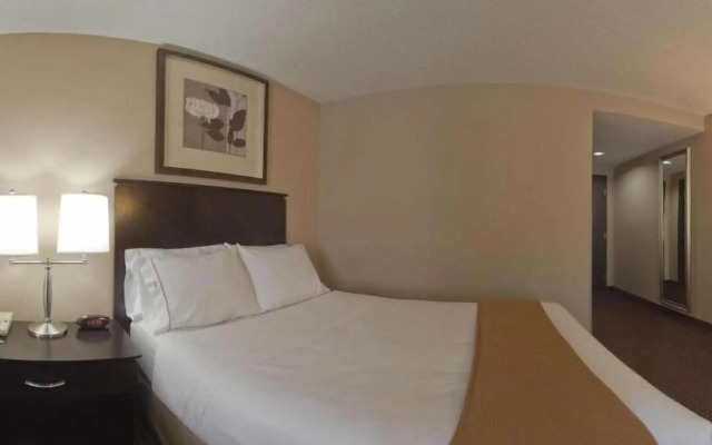 Holiday Inn Express Hotel & Suites Ashtabula-Geneva by IHG