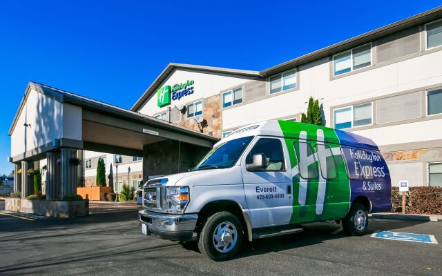 Holiday Inn Express & Suites Everett by IHG