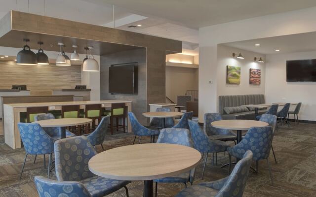 Quality Inn Valley Suites